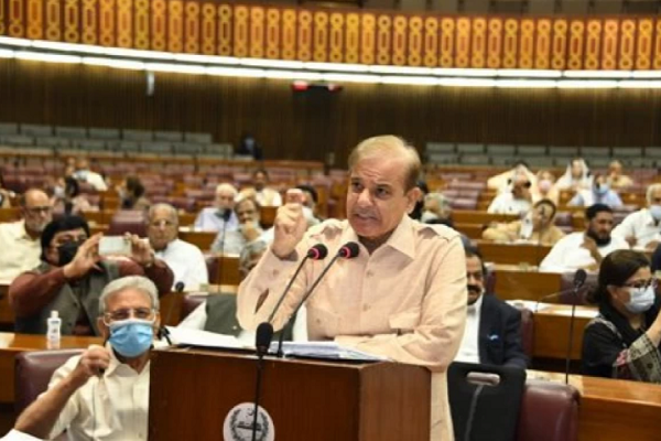  NA session “turns into battle field” during Shehbaz Sharif’s speech