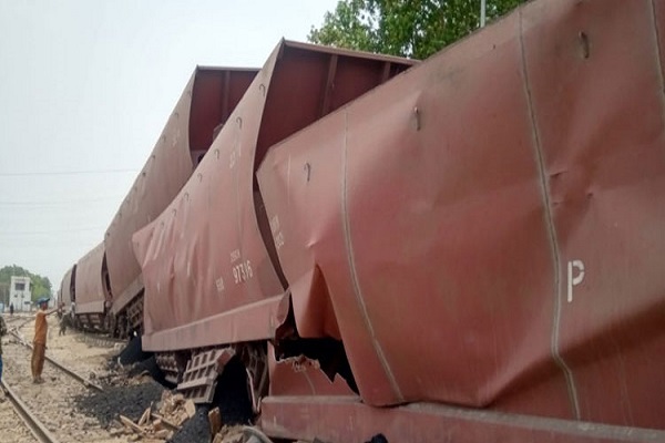  Seven bogies of goods train derail near Kotri