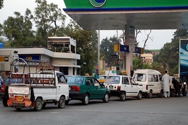  Price of CNG increases as gas stations reopen after two weeks