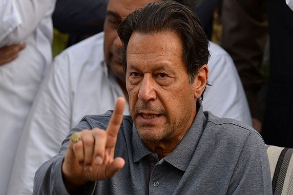  Imran Khan says, If India can buy cheap Russian oil why can’t we?