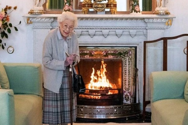  Queen Elizabeth last picture was ‘not a good omen’, says psychic
