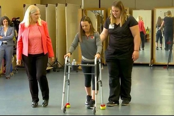  A new procedure makes paralysed individuals walk once more