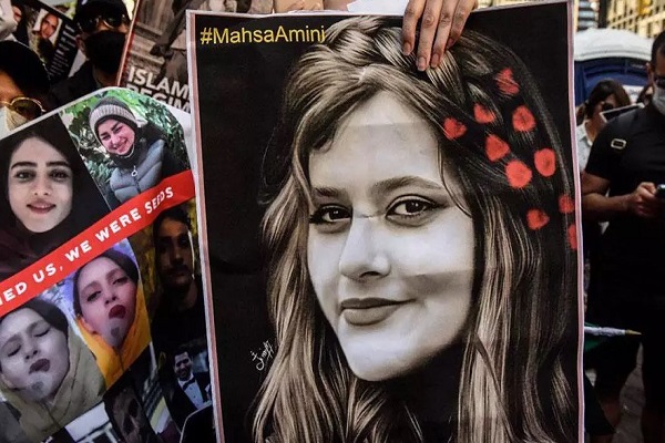  Mahsa Amini protests anniversary: Iran proposes new hijab law