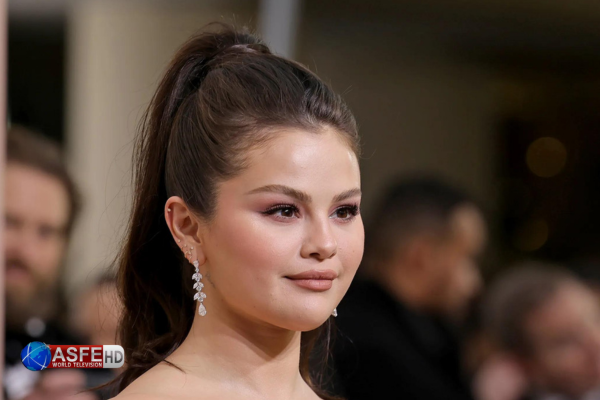  Selena Gomez Reflects on Body Changes