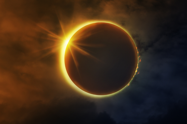  Rare Total Solar Eclipse to Grace North America