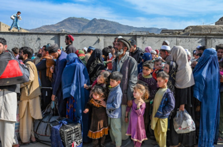  Iran Repatriates Illegal Afghan Immigrants Amid Terrorist Threats